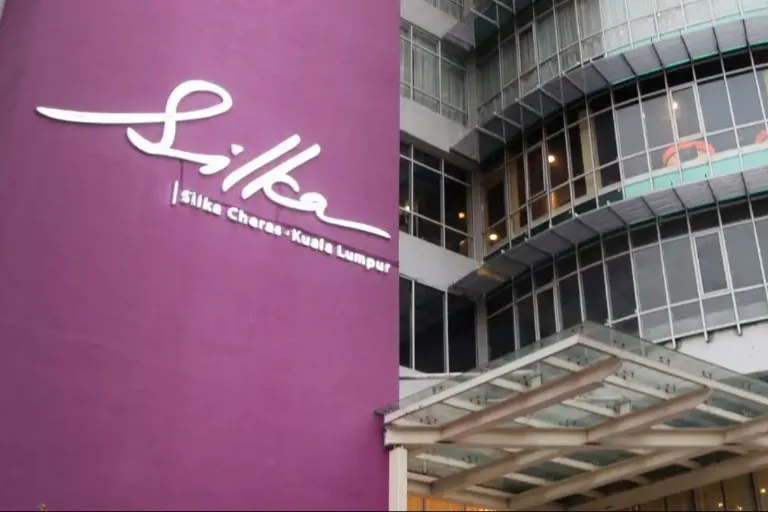 Daytime facade of Silka Cheras Hotel, Kuala Lumpur