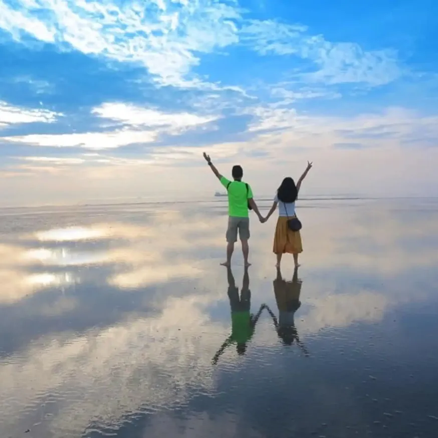 Couple by the Sky Mirror, Kuala Selangor