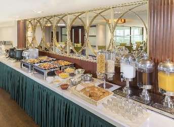 Breakfast offerings at Silka Far East Function Room buffet