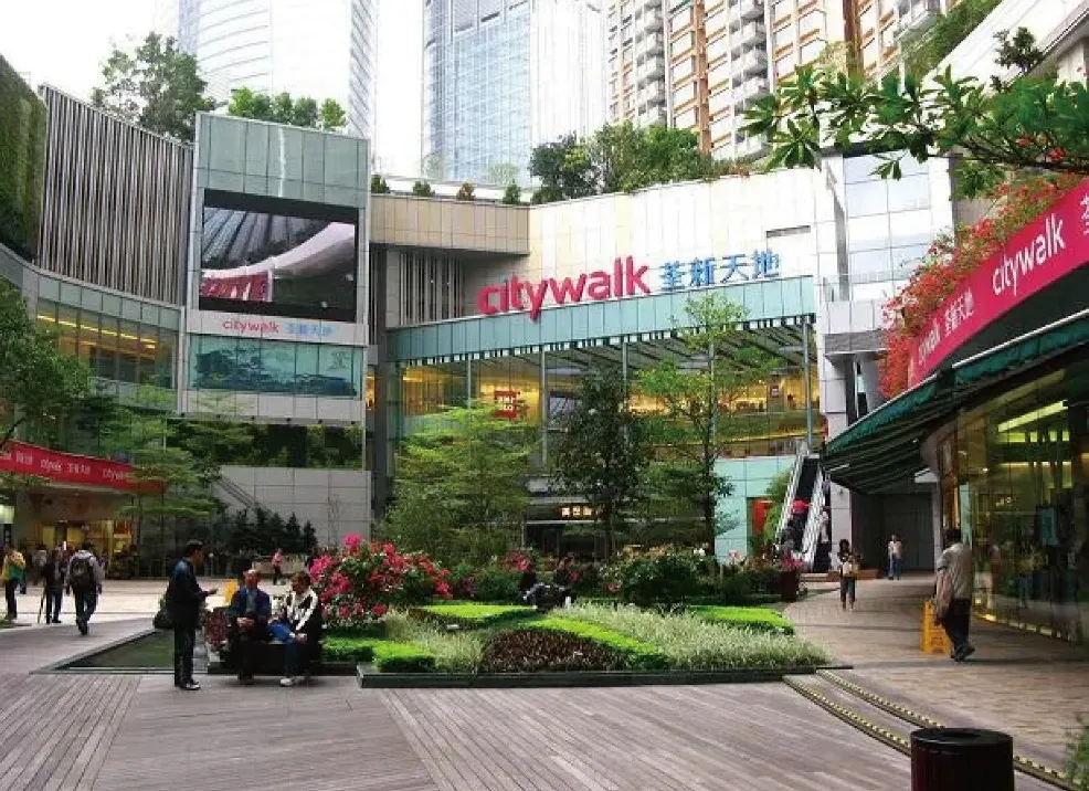 Nature-feel interior at Tsuen Wan Citywalk mall